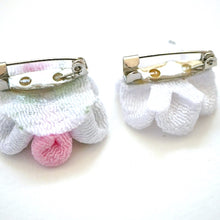 Cargar imagen en el visor de la galería, 2pcs flower brooches, accessory, Japan Handmade, fashion accessories