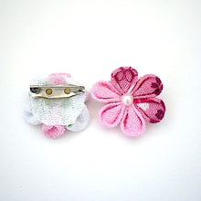 将图片加载到图库查看器，2pcs Flower Brooches, Accessory, Jewelry, Fashion Accessories