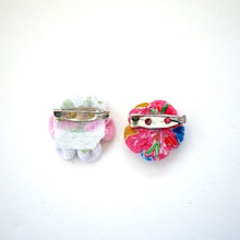 Load image into Gallery viewer, 2pcs brooches, accessory, Japan Handmade, fashion accessories