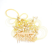 Load image into Gallery viewer, gold metal hair comb, mizuhiki headpieces, Japanese comb pin