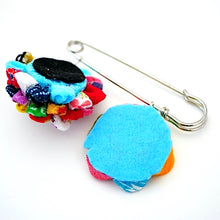 Load image into Gallery viewer, mix flower kilt pin, shawl pin brooch, scarf clip, scarf tie