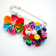 Load image into Gallery viewer, mix flower kilt pin, shawl pin brooch, scarf clip, scarf tie