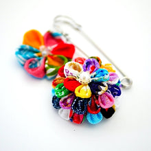 Load image into Gallery viewer, mix flower kilt pin, shawl pin brooch, scarf clip, scarf tie