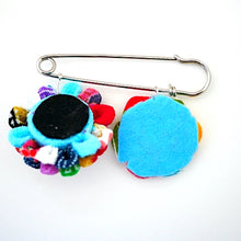 Load image into Gallery viewer, mix flower kilt pin, shawl pin brooch, scarf clip, scarf tie