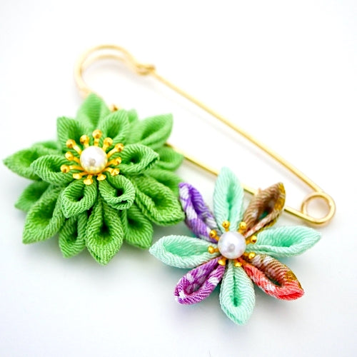 green flower kilt pin, scarf pin, brooch pin, Japan handmade