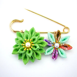 green flower kilt pin, scarf pin, brooch pin, Japan handmade