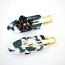 Load image into Gallery viewer, 2pcs hair clip, hair accessory, handmade from Japan