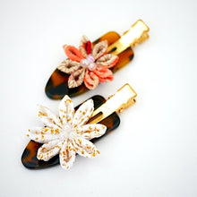 Load image into Gallery viewer, 2pcs bekko base with Tsumami-zaiku flower hair clip, hair accessory, handmade