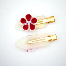 Load image into Gallery viewer, 2pcs hair clip with Tsumami-zaiku, hair accessory, handmade