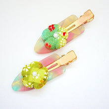 Load image into Gallery viewer, 2pcs light green hair clip, hair accessory, handmade