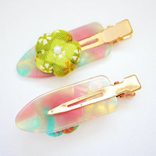 Load image into Gallery viewer, 2pcs light green hair clip, hair accessory, handmade