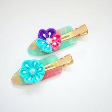 Load image into Gallery viewer, 2pcs Tumami-zaiku flower hair clip, hair accessory, handmade from Japan