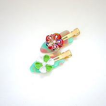 Load image into Gallery viewer, 2pcs Tumami-zaiku flower hair clip, hair accessory, Japan handmade