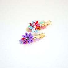 Load image into Gallery viewer, 2pcs flower hair clip, hair accessory, Japan handmade