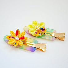 Load image into Gallery viewer, 2pcs yellow flower hair clip, hair accessory, Japan handmade