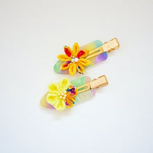 Load image into Gallery viewer, 2pcs yellow flower hair clip, hair accessory, Japan handmade