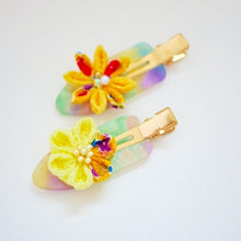 Load image into Gallery viewer, 2pcs yellow flower hair clip, hair accessory, Japan handmade