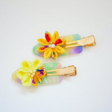 Load image into Gallery viewer, 2pcs yellow flower hair clip, hair accessory, Japan handmade